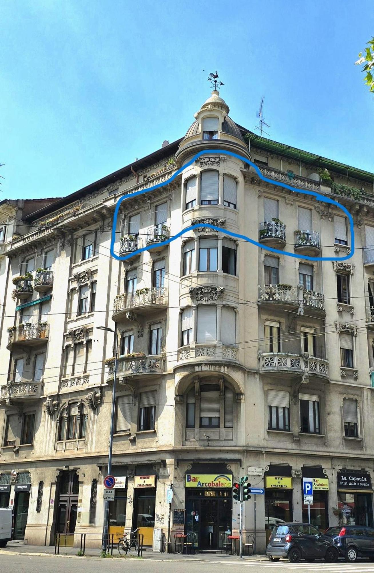 Homegallery - Elegante Appartamento Milanese Exterior photo